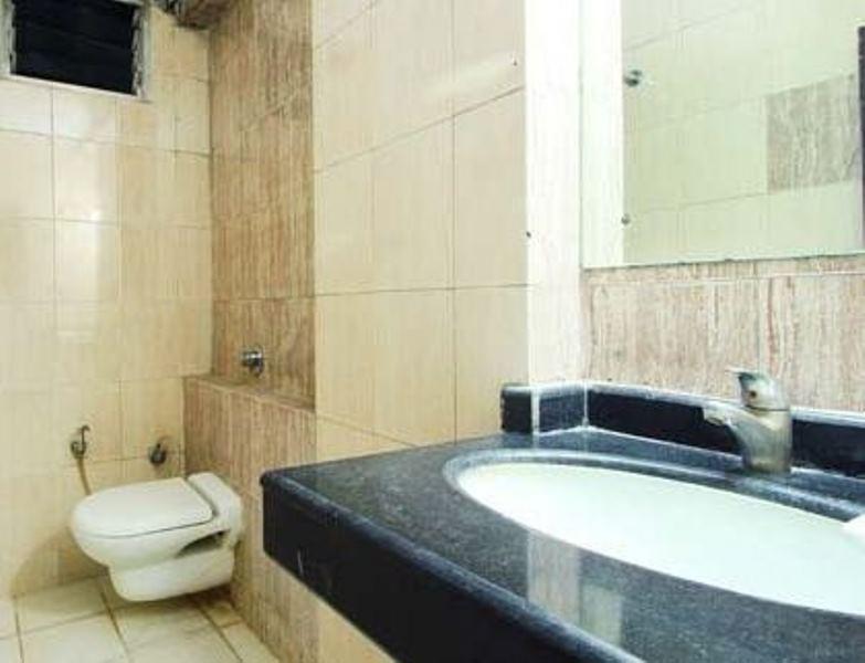 O Sg Comforts Hotel 3*
