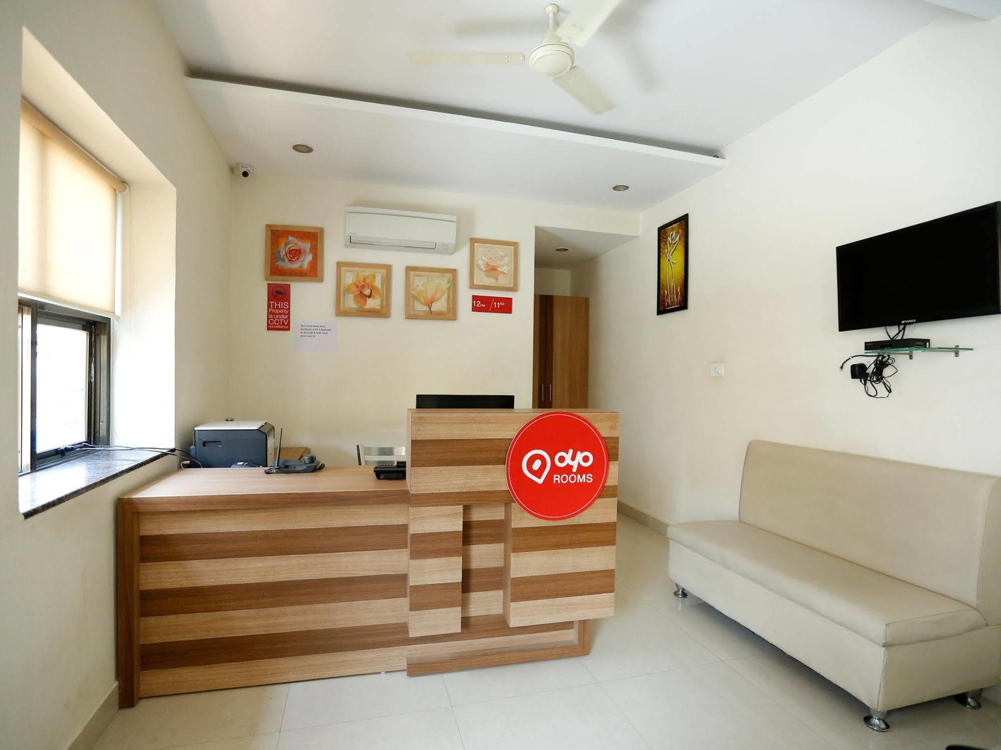 Oyo Gachibowli-miyapur Road Hotel Hyderabad