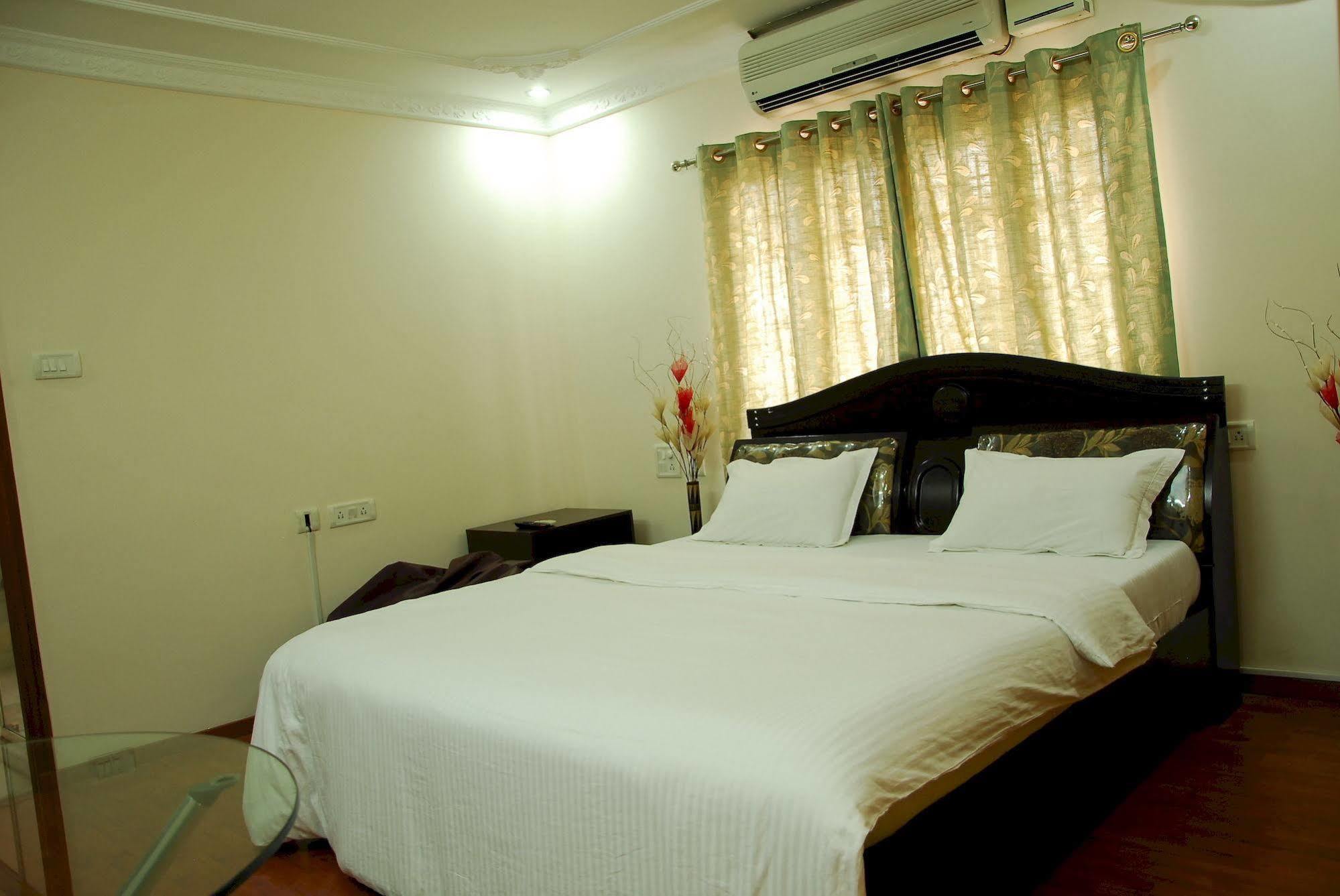 Apartment Kp Serviced Hyderabad