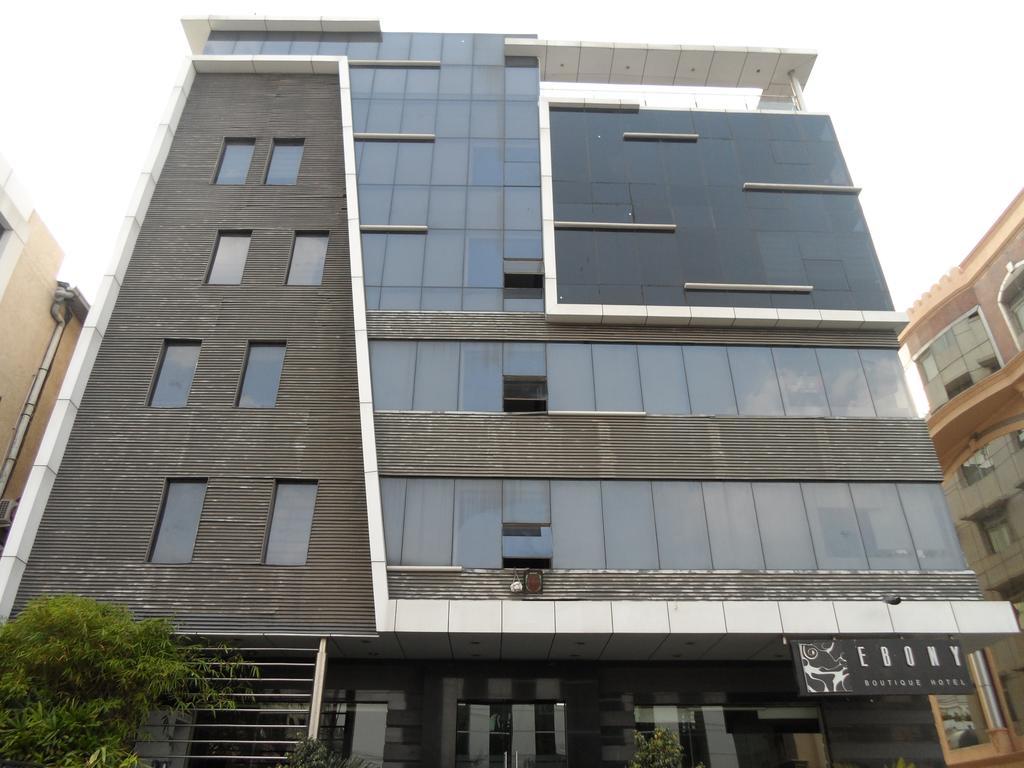 Ebony Boutique 3*