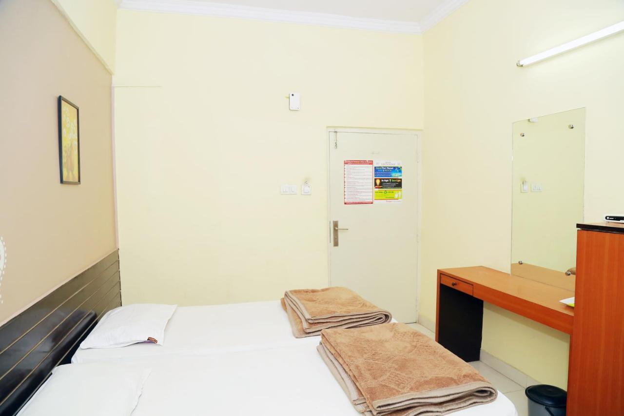 Bed & Breakfast Geetanjali 2*