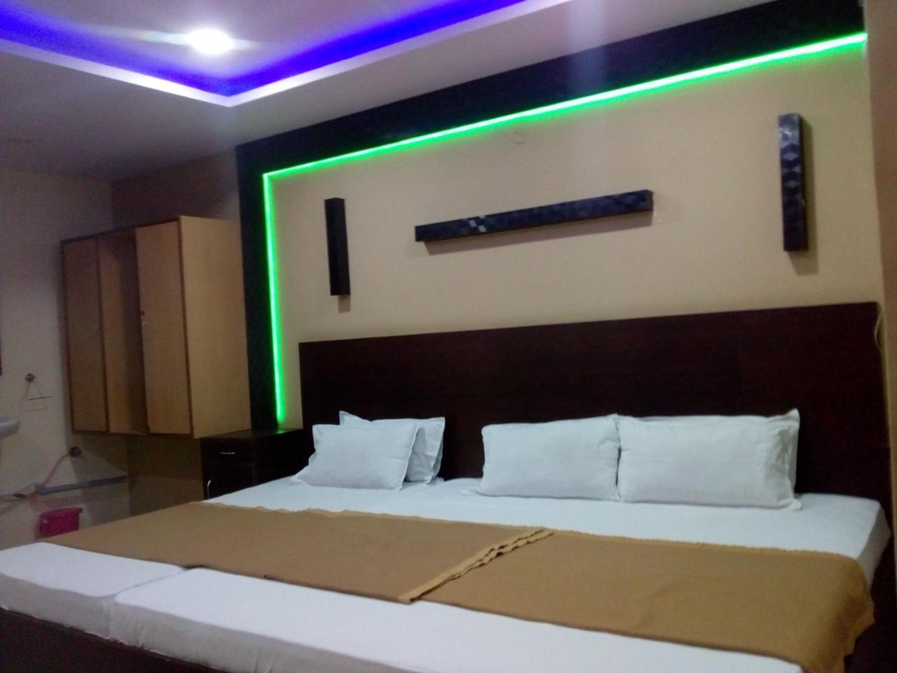 Hotel Divya