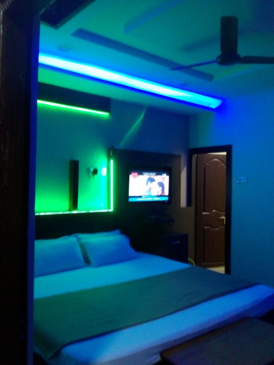 Divya Hyderabad