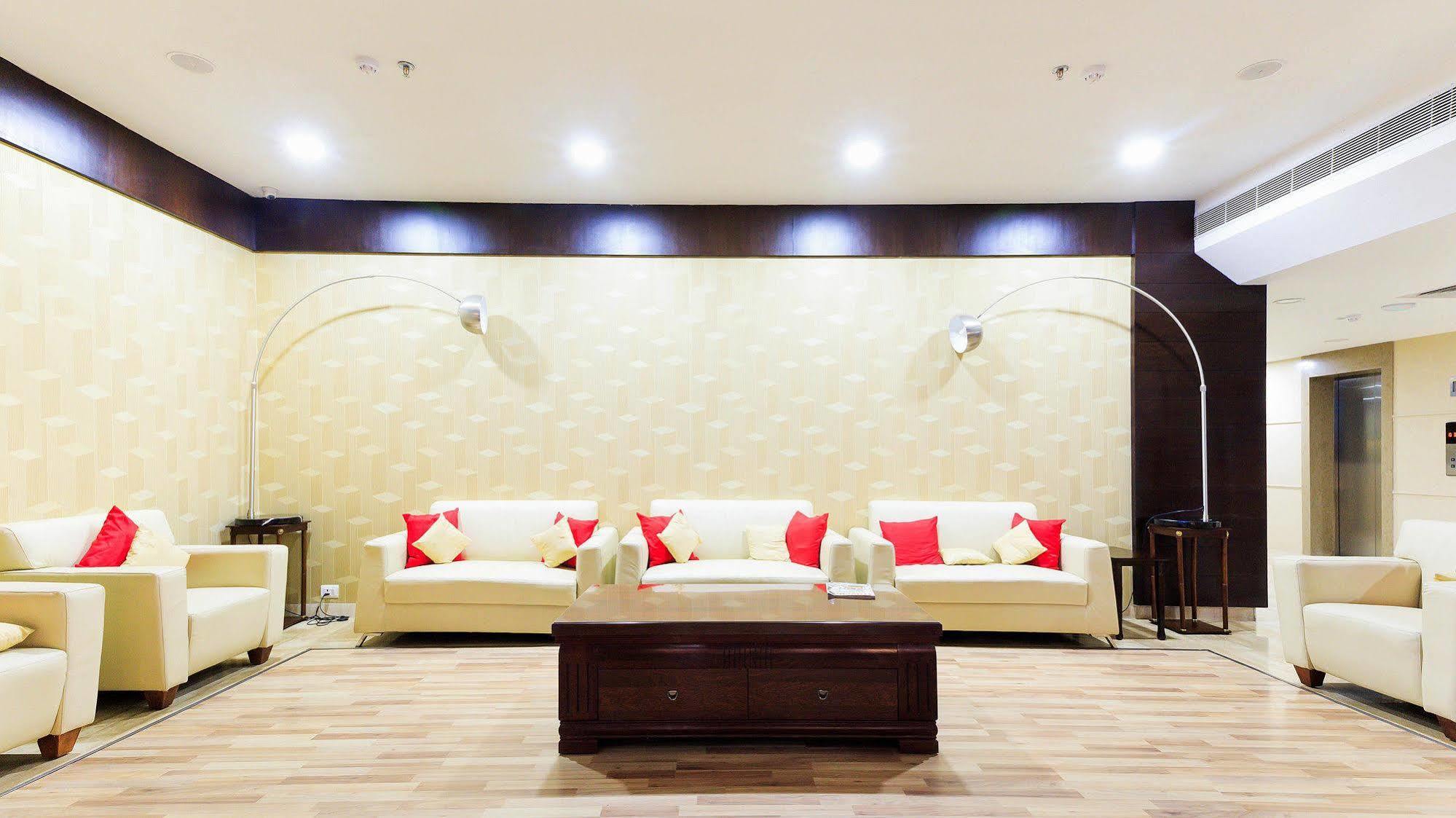 Zo Lakdi Ka Pul X Road Hotel 3*