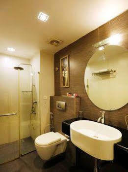 Hotel The Platinum, Boutique Business