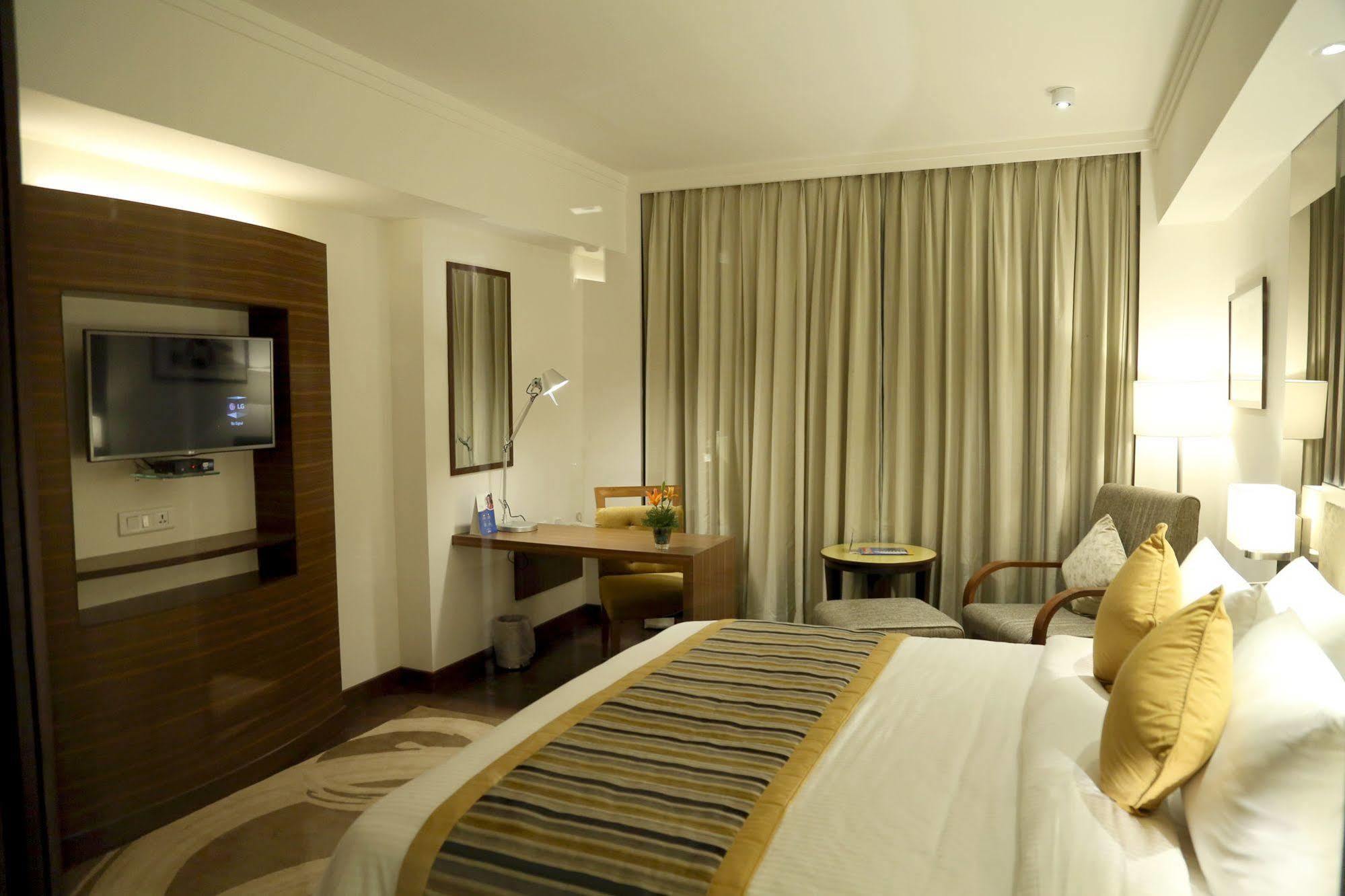 Hotel Aditya Park-a Sarovar Portico 4*