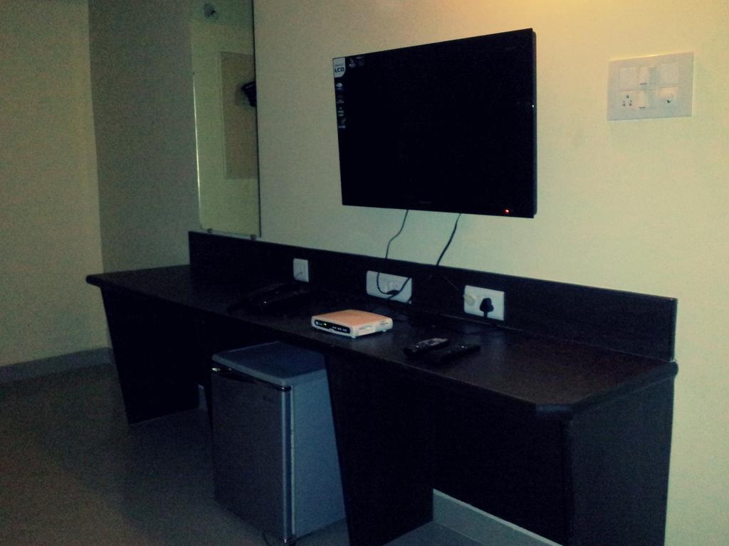 Kanha Grand Hotel *