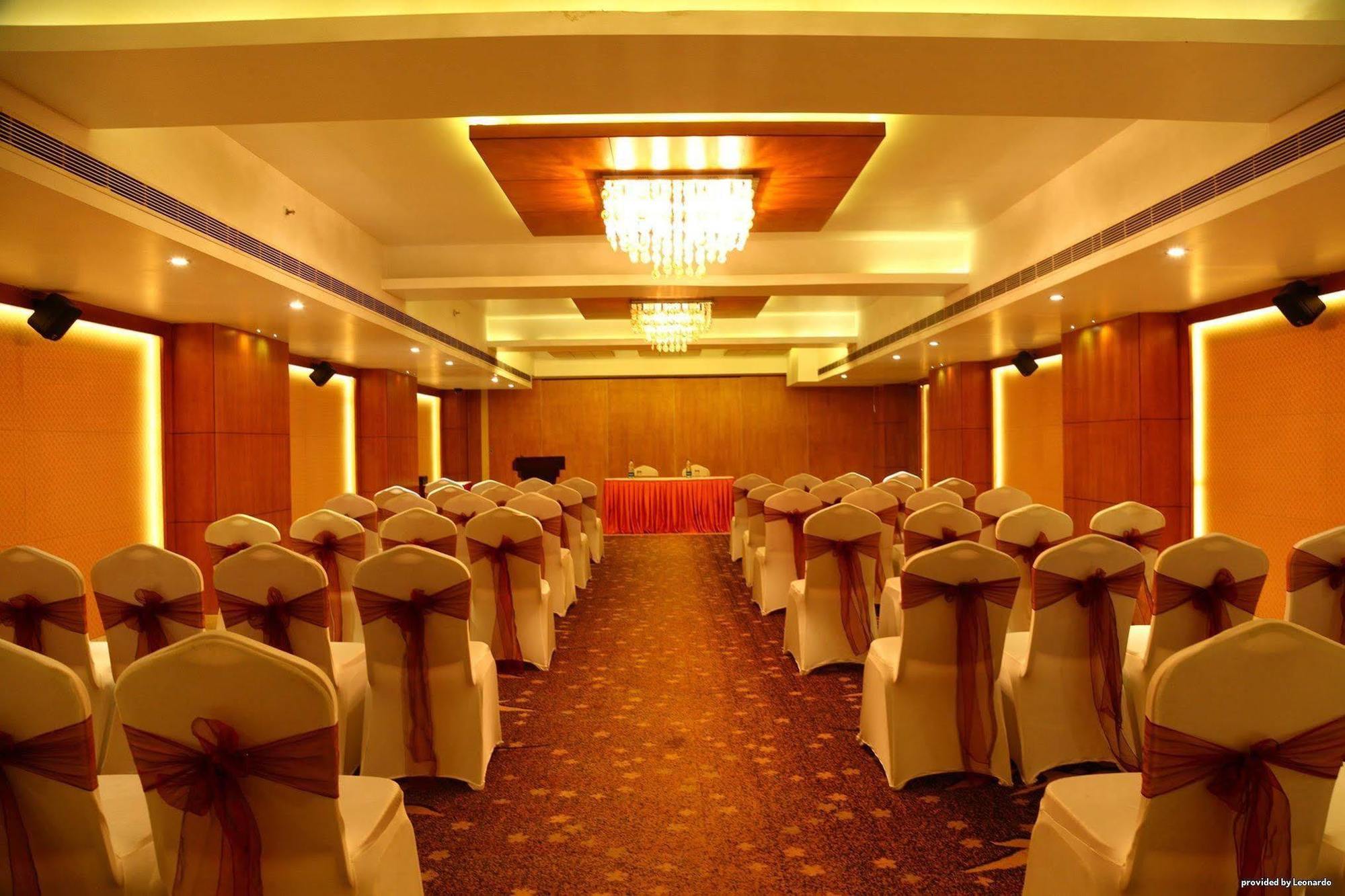 Ashoka Hitec Hotel 3*