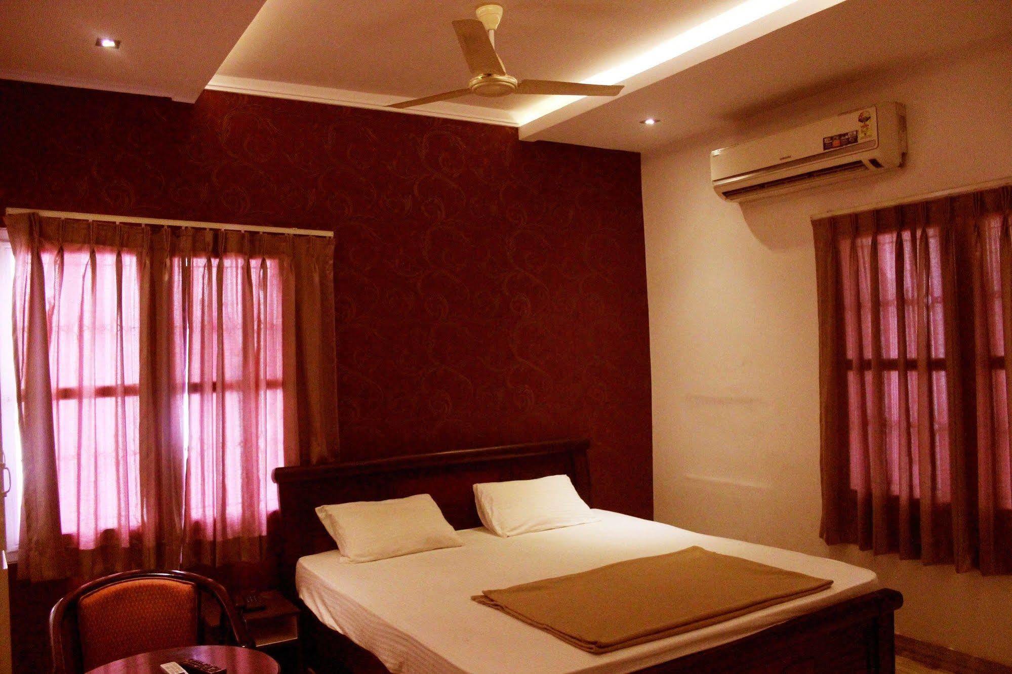 Hotel The Nest Hyderabad