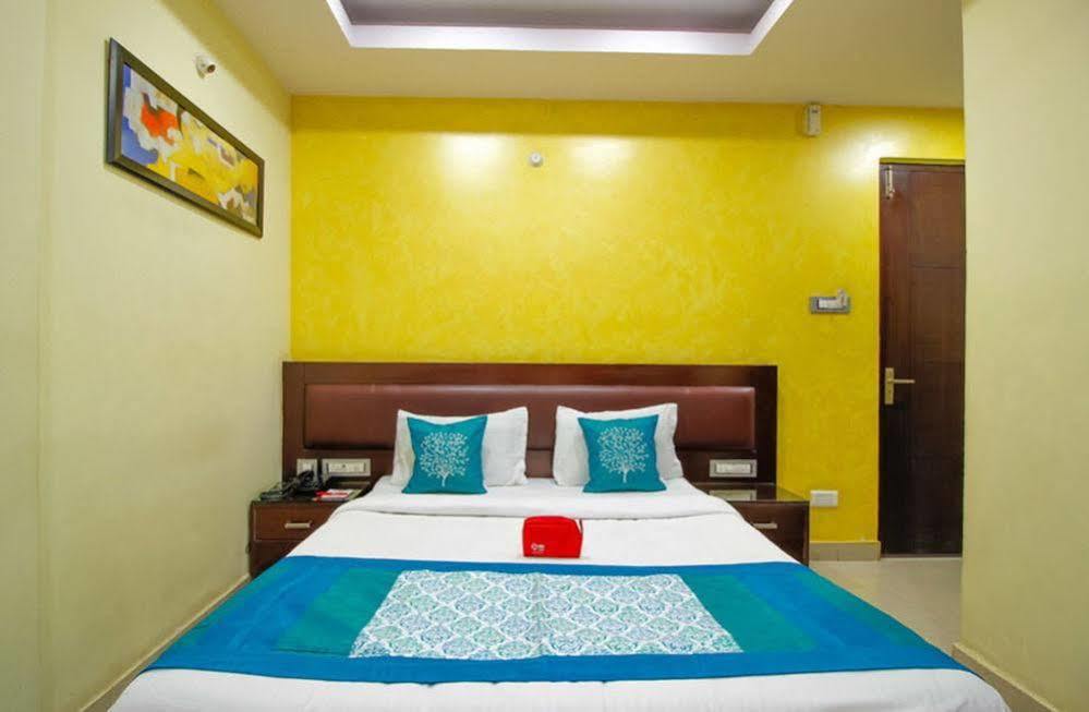 Hotel Oyo 1421 Nirmal Excellency