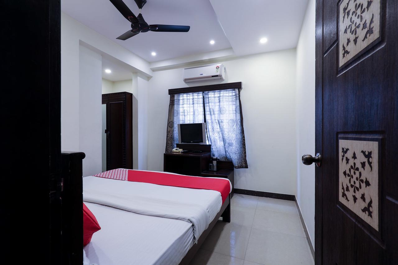 Hotel Grand Sandarshini