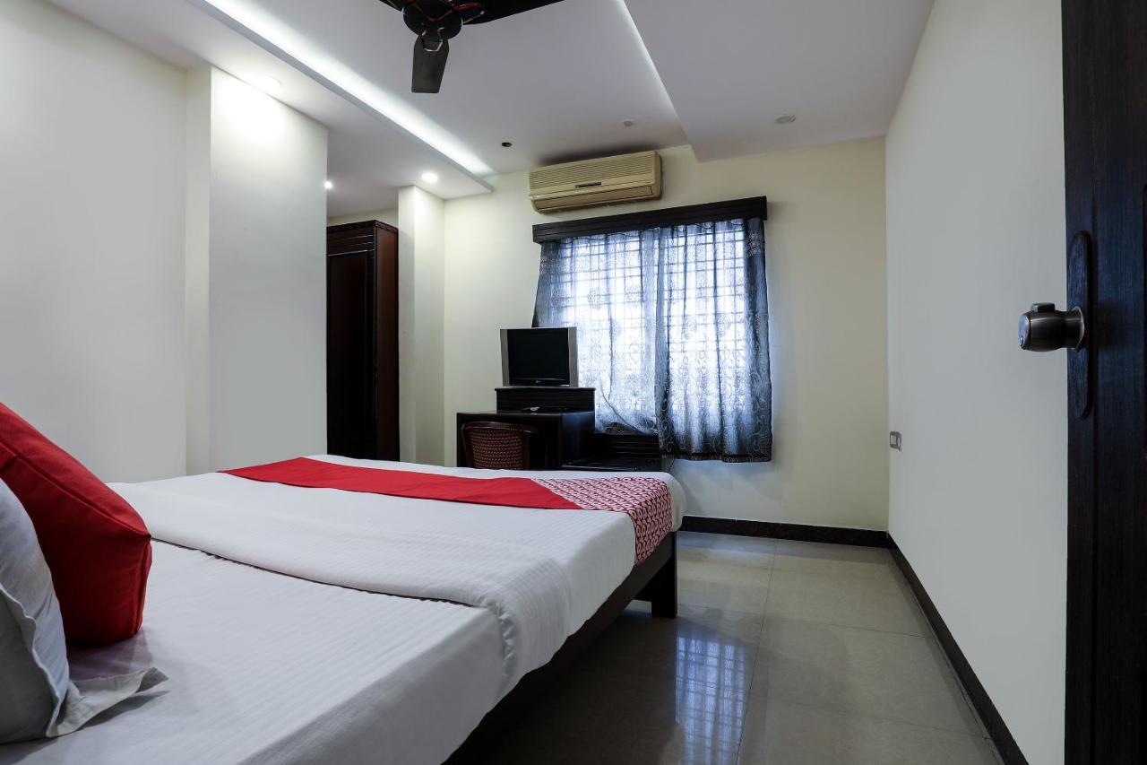 Hotel Grand Sandarshini