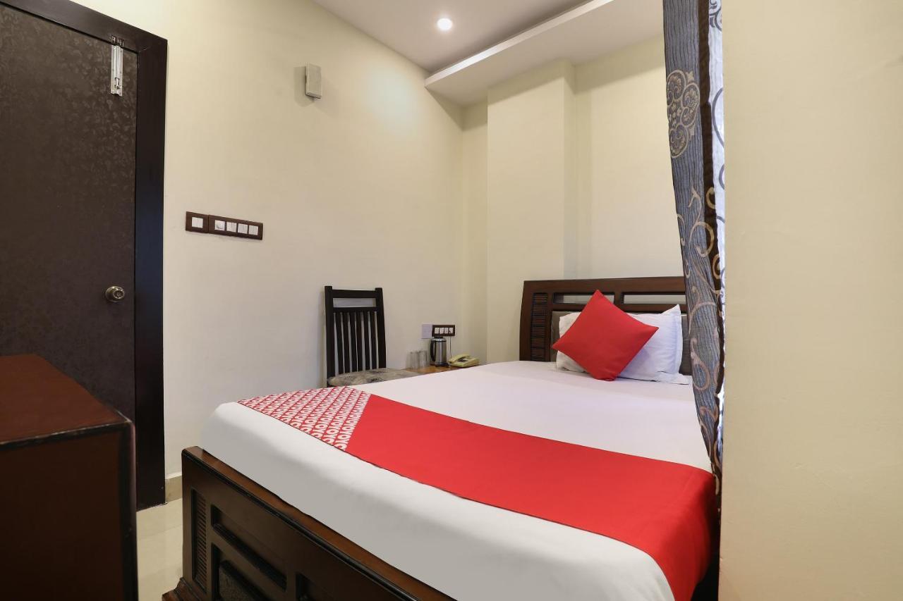 Grand Sandarshini Hotel