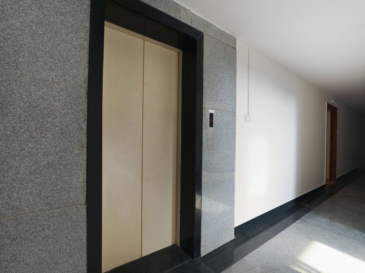 Oyo 28765 Stone Hyderabad