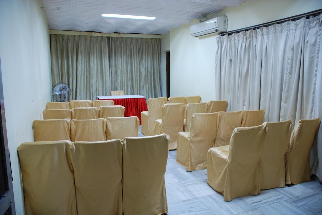 Hotel Mandakini Jaya International 3*