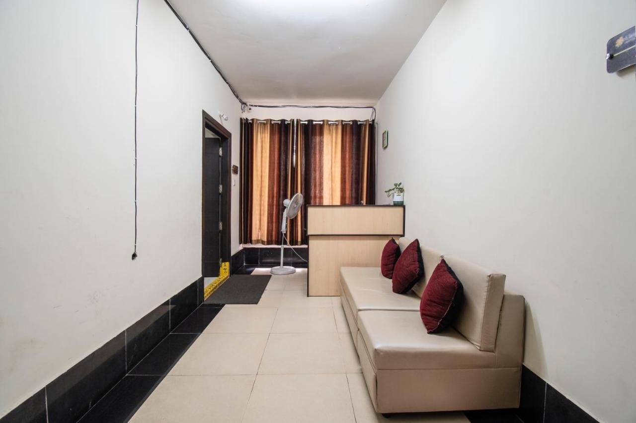 Hotel Fabhotel Prime Hitech 3*