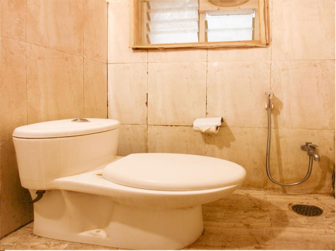 Oyo 17375 My Place Kondapur Hicc 3* Hyderabad