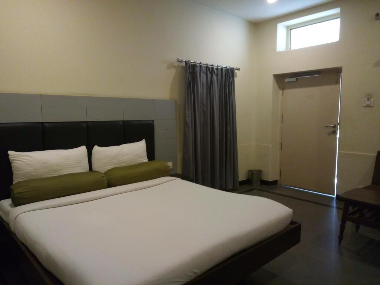 Taj Mahal Abids 2* Hyderabad