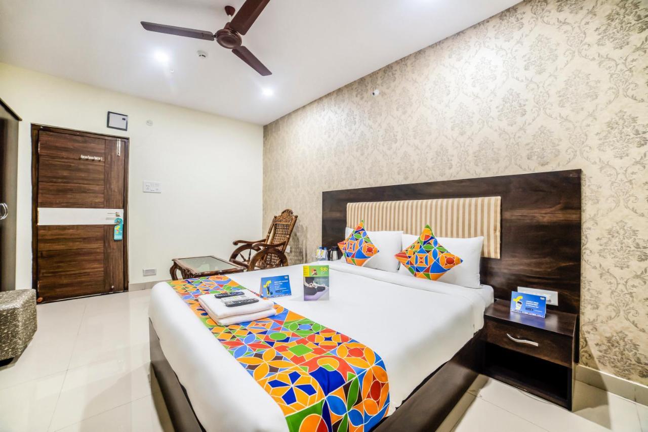 Oyo 76348 Hotel Tirumala Hotel 3*