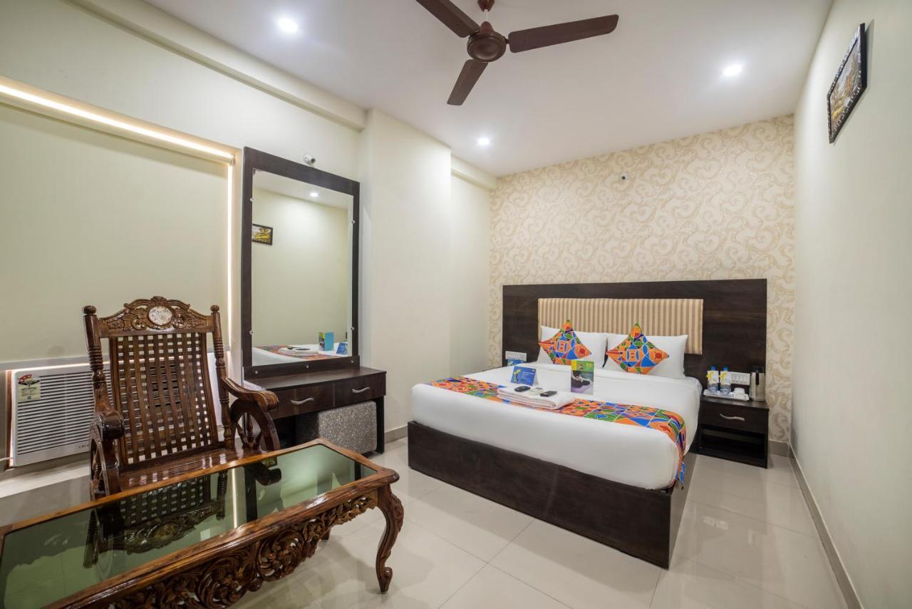 Hotel Oyo 76348 Hotel Tirumala 3*