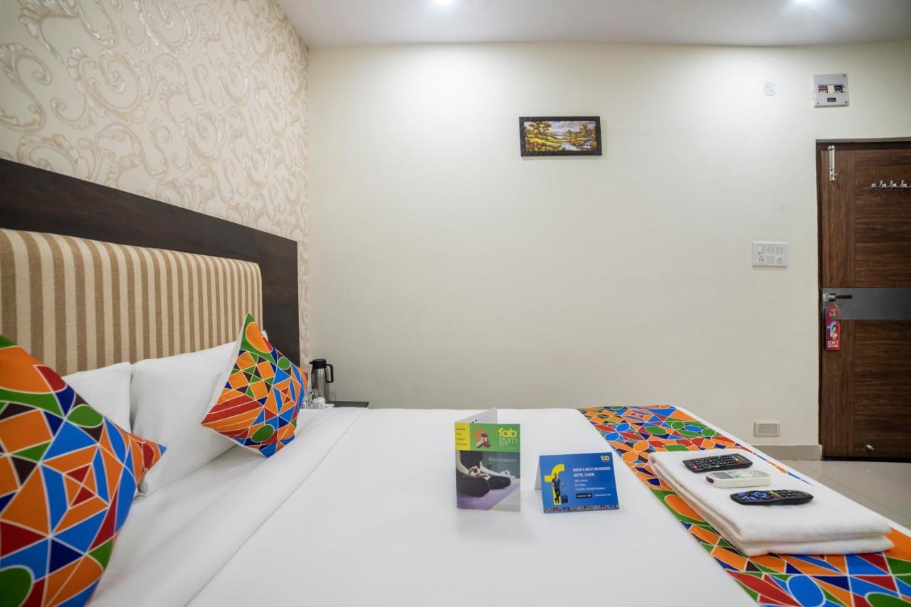 Oyo 76348 Hotel Tirumala Hotel