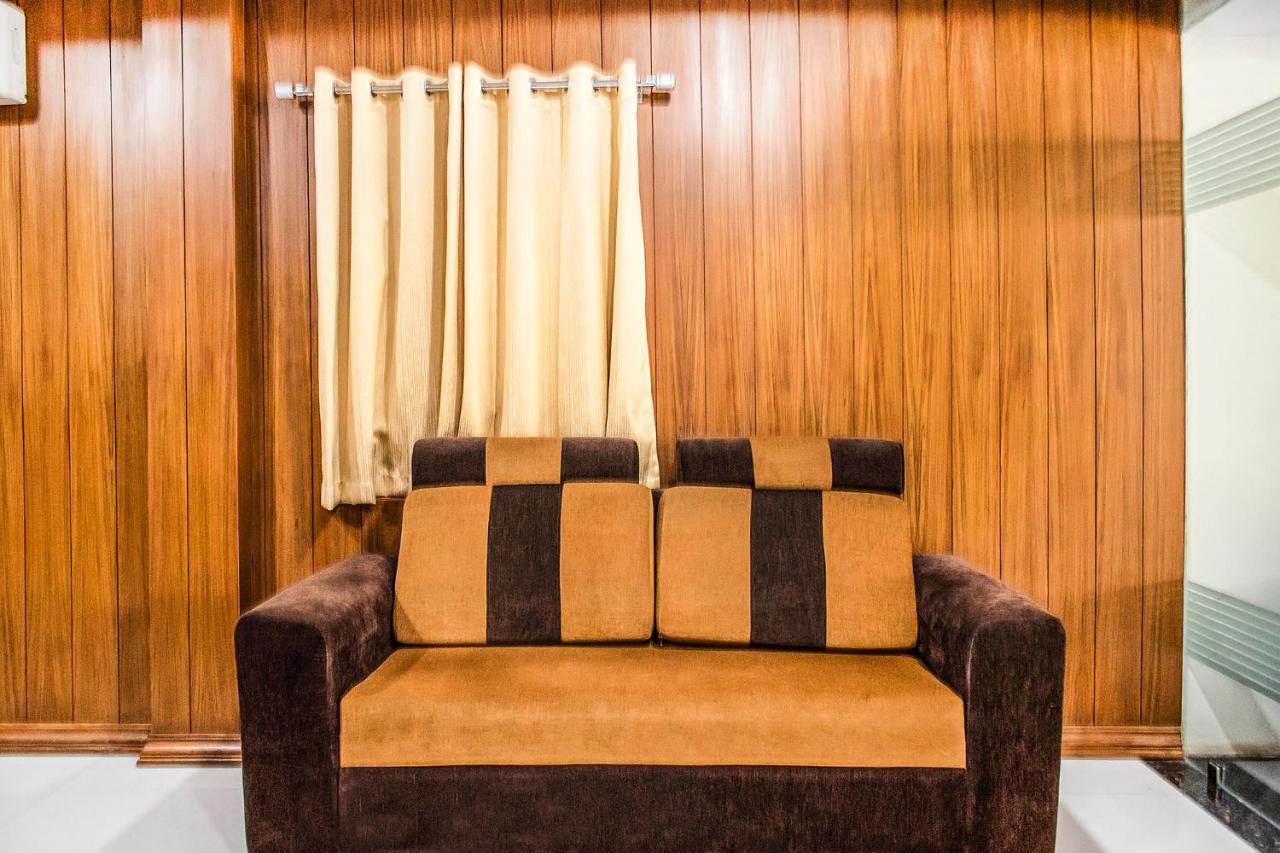 Fabexpress Sri Lakshmi Deluxe Sivarampalli 3* Hyderabad