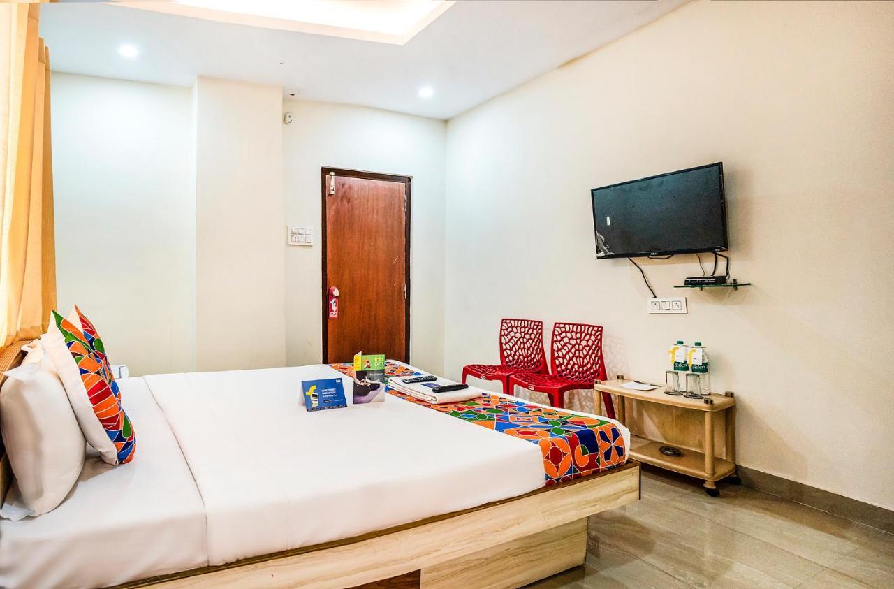 Fabexpress Sri Lakshmi Deluxe Sivarampalli