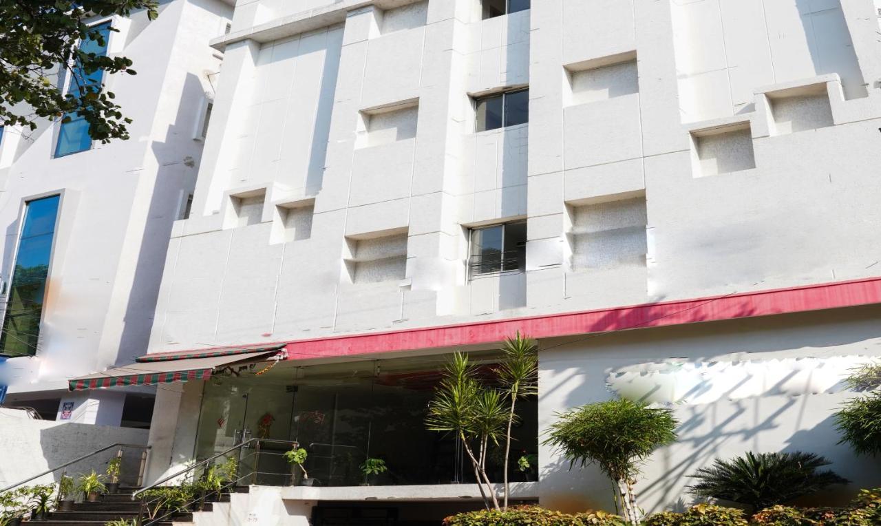 Hotel Oyster Suites 3*
