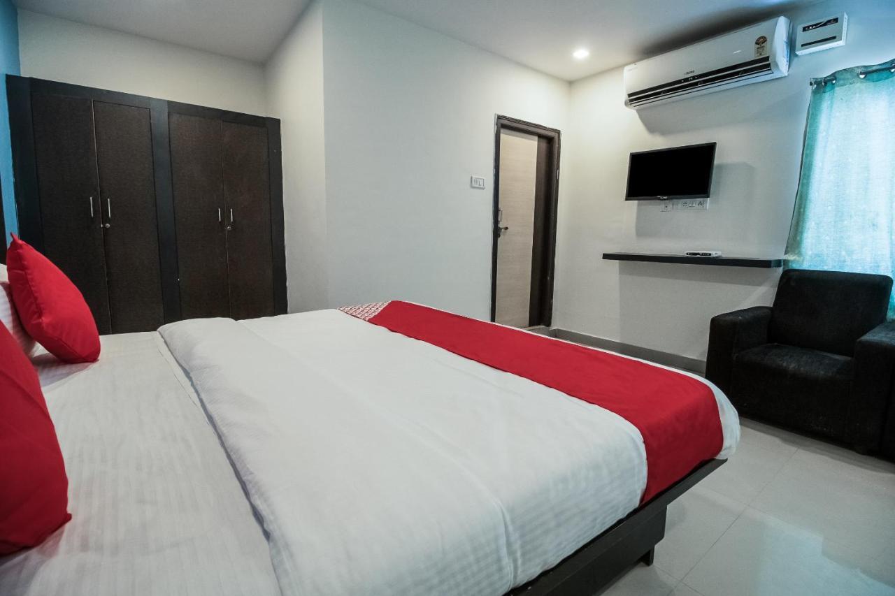 Oyo 11966 Grand Euro Park Hotel 3*