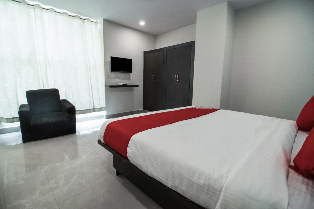 Oyo 11966 Grand Euro Park Hotel Hyderabad
