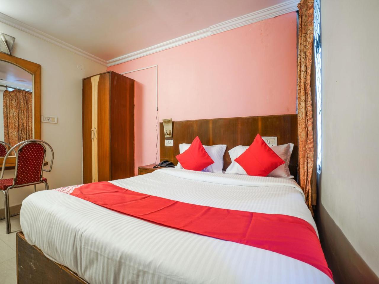 Oyo 18310 Adda Concept Hotel