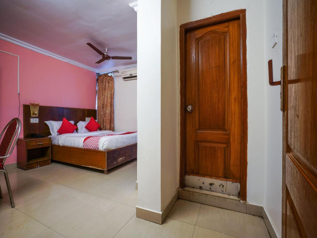 Hotel Oyo 18310 Adda Concept 3*