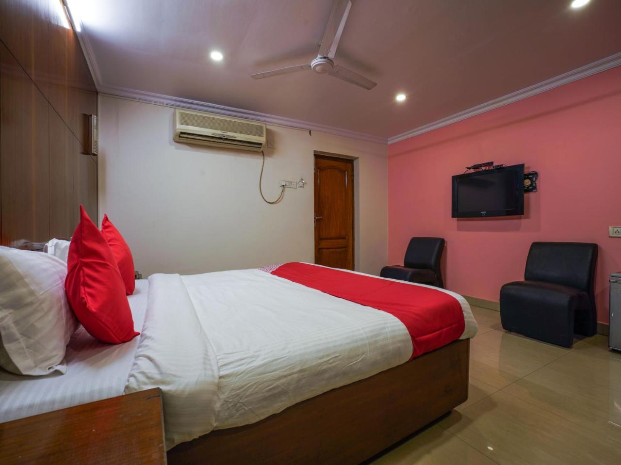 Hotel Oyo 18310 Adda Concept 3*