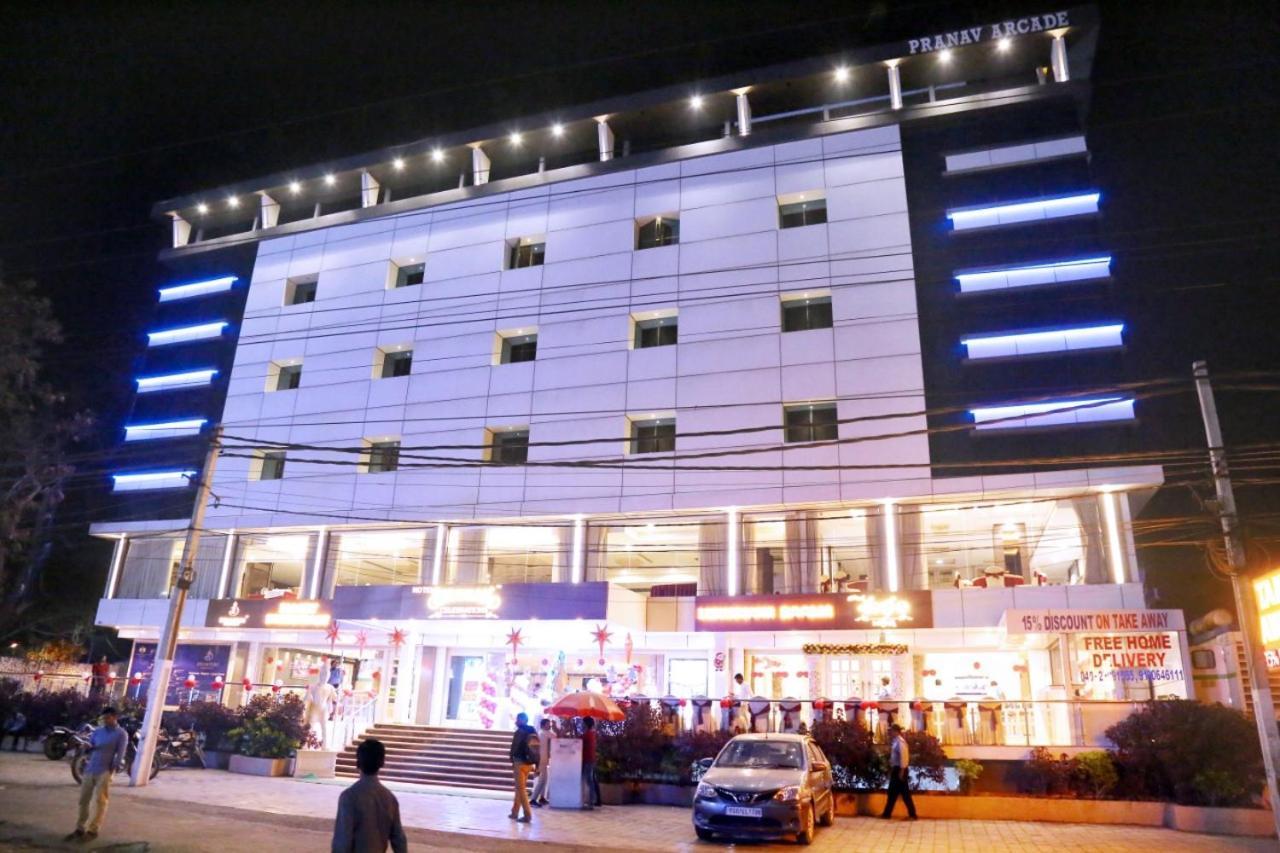 Shubham Celebrations Hotel 3*