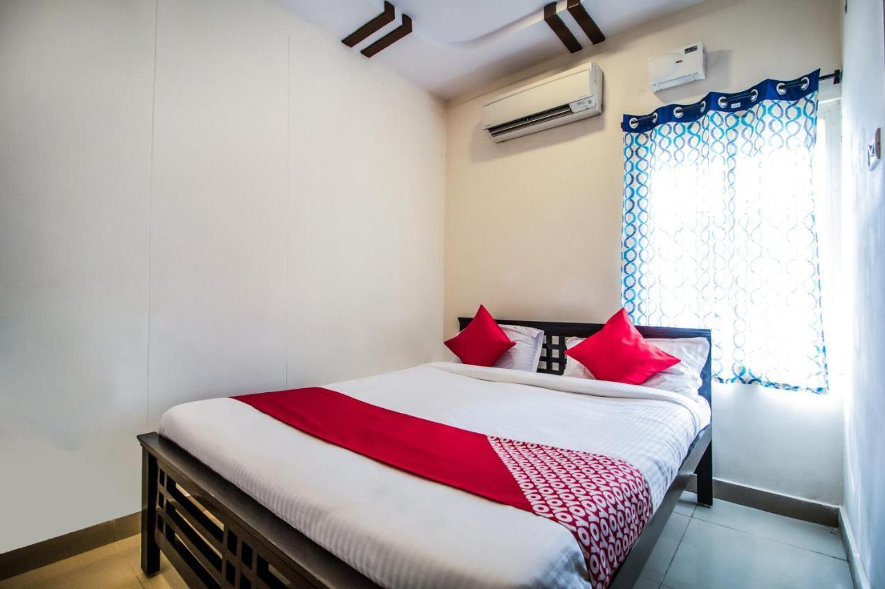 Oyo 15739 Grand Brundavan