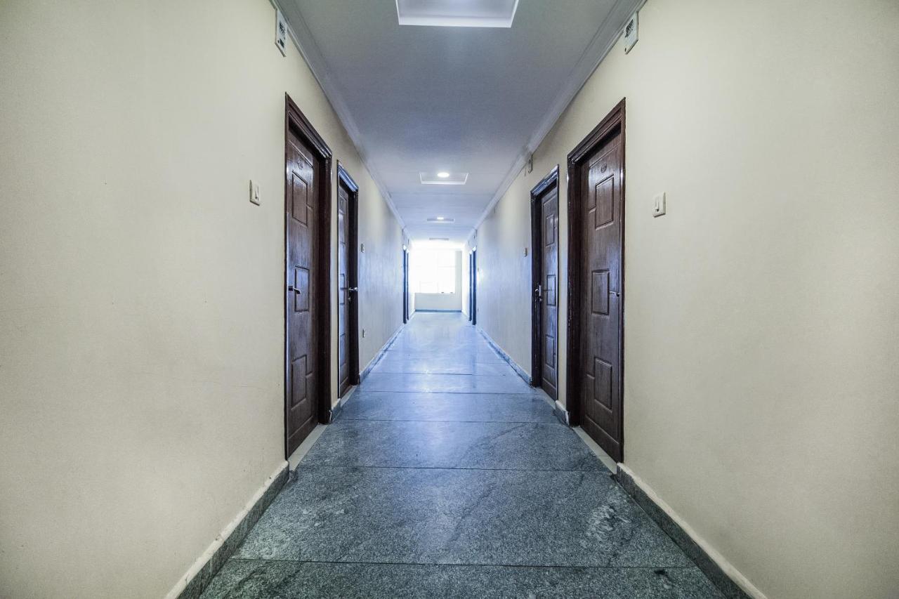 Oyo 15739 Grand Brundavan Hyderabad