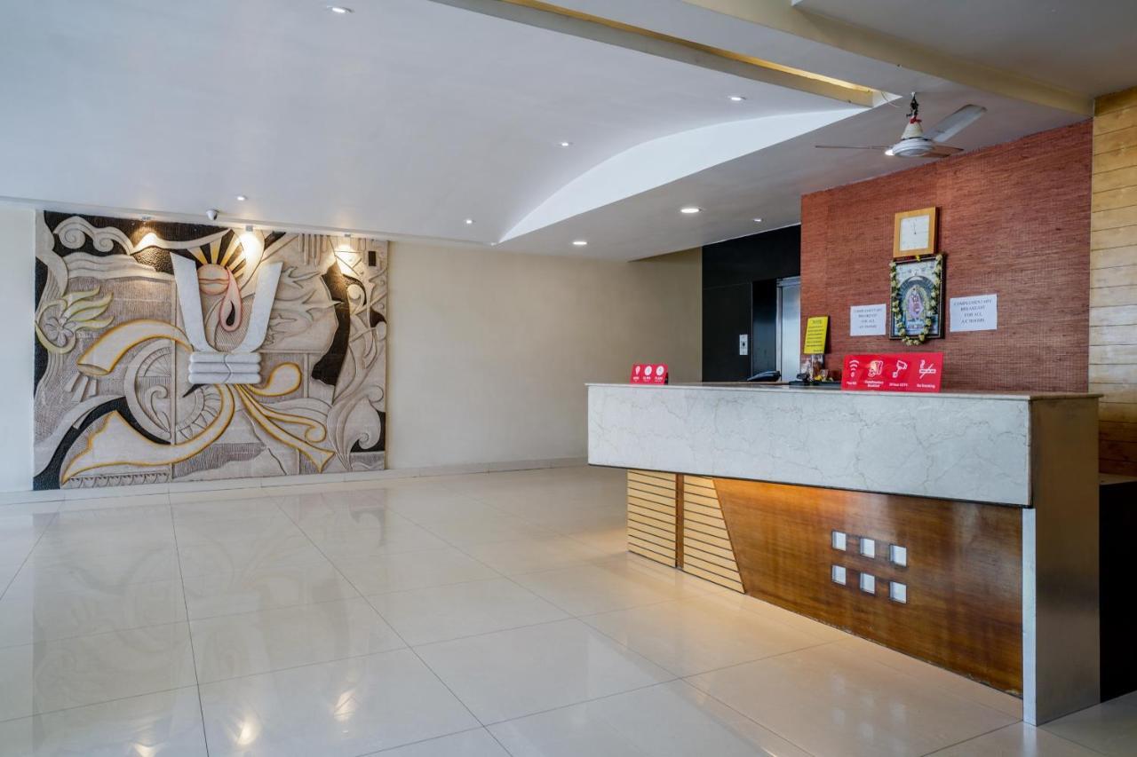 Oyo 18591 Samrat Hyderabad