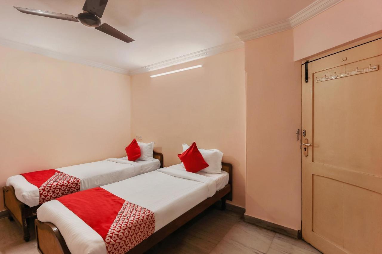 Hotel Oyo 23191 Flagship Raj Madan Ameerpet 3*