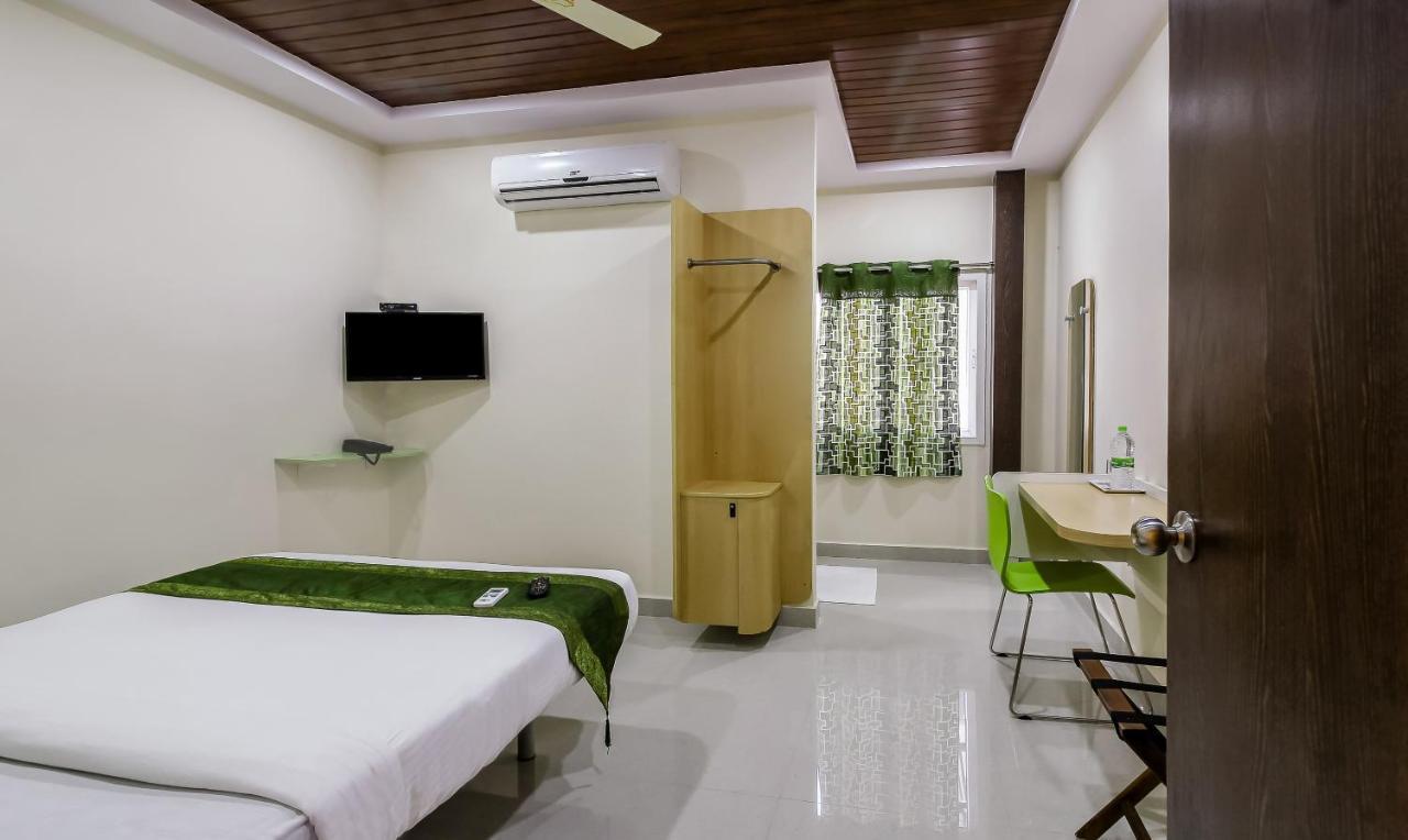 Hotel Airport Pride 3*