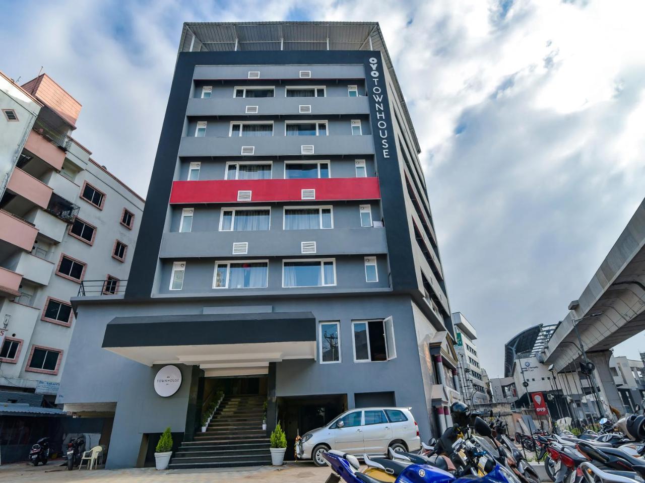 Hotel Oyo Townhouse 74 Nampally 3*