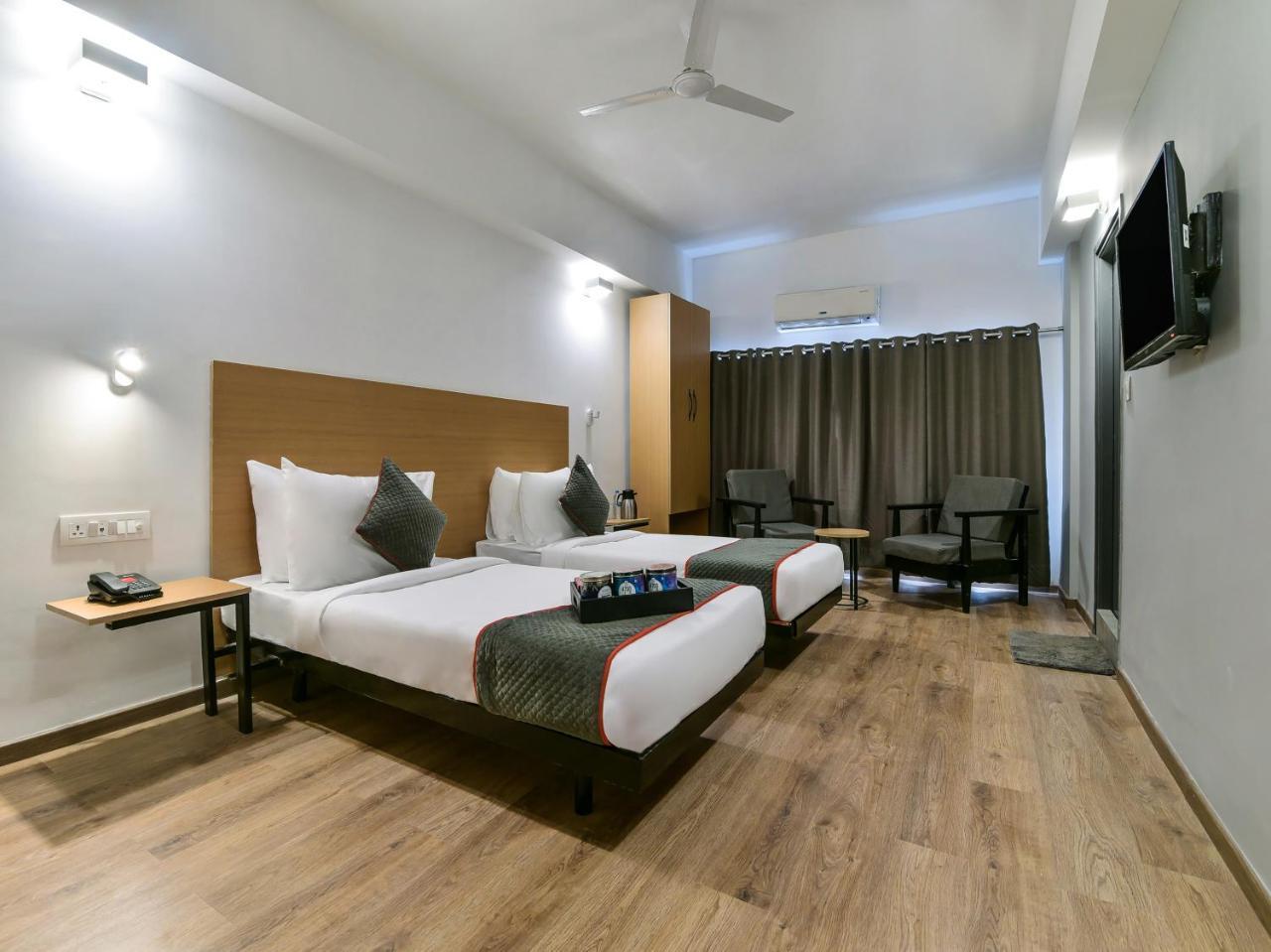 Hotel Oyo Townhouse 74 Nampally Hyderabad
