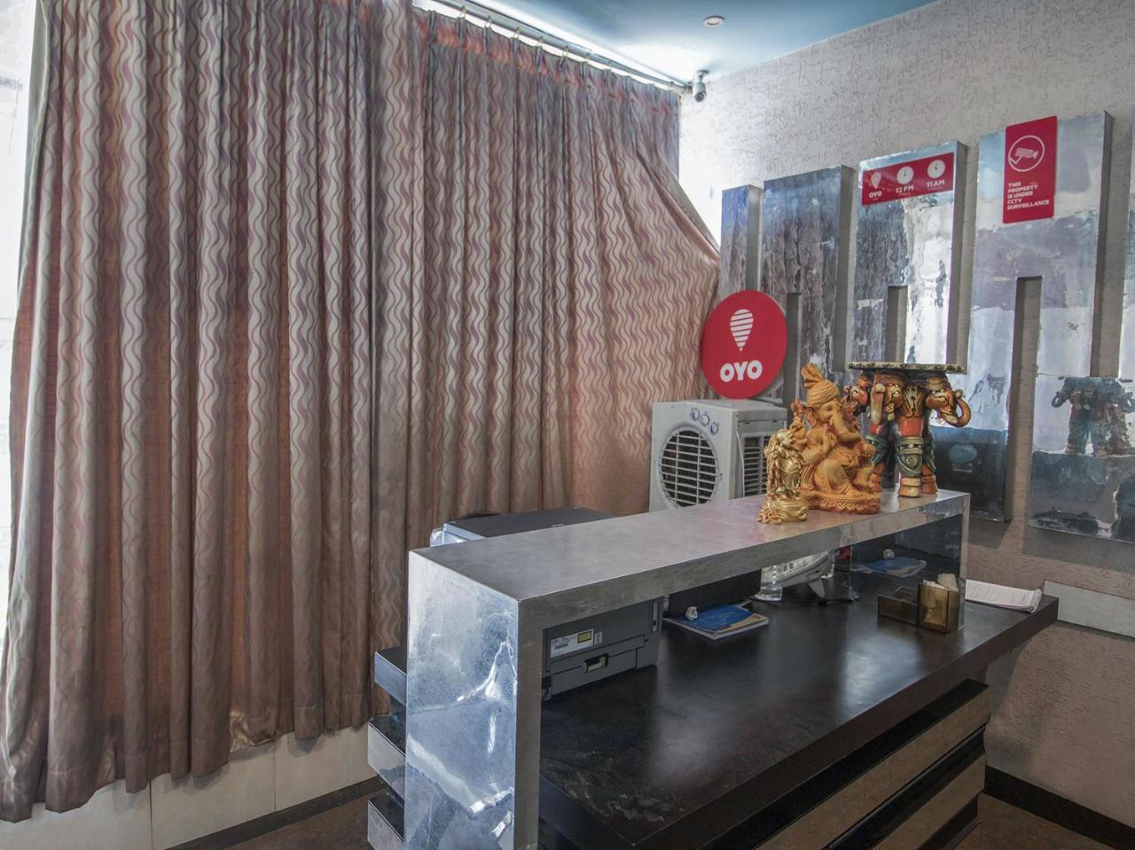Oyo 11966 Grand Euro Park Hotel 3*
