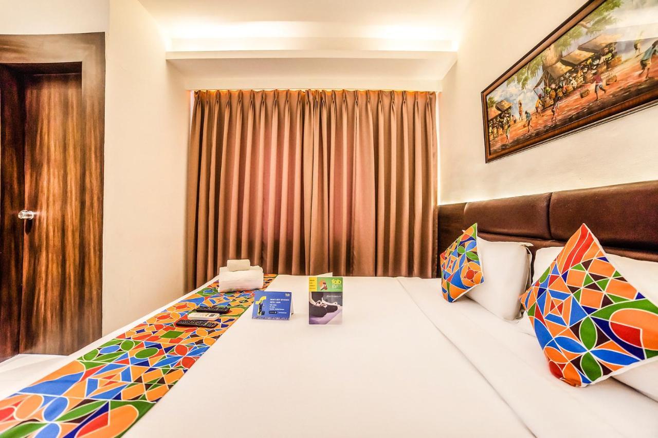 Fabhotel Prowell Crown Hotel