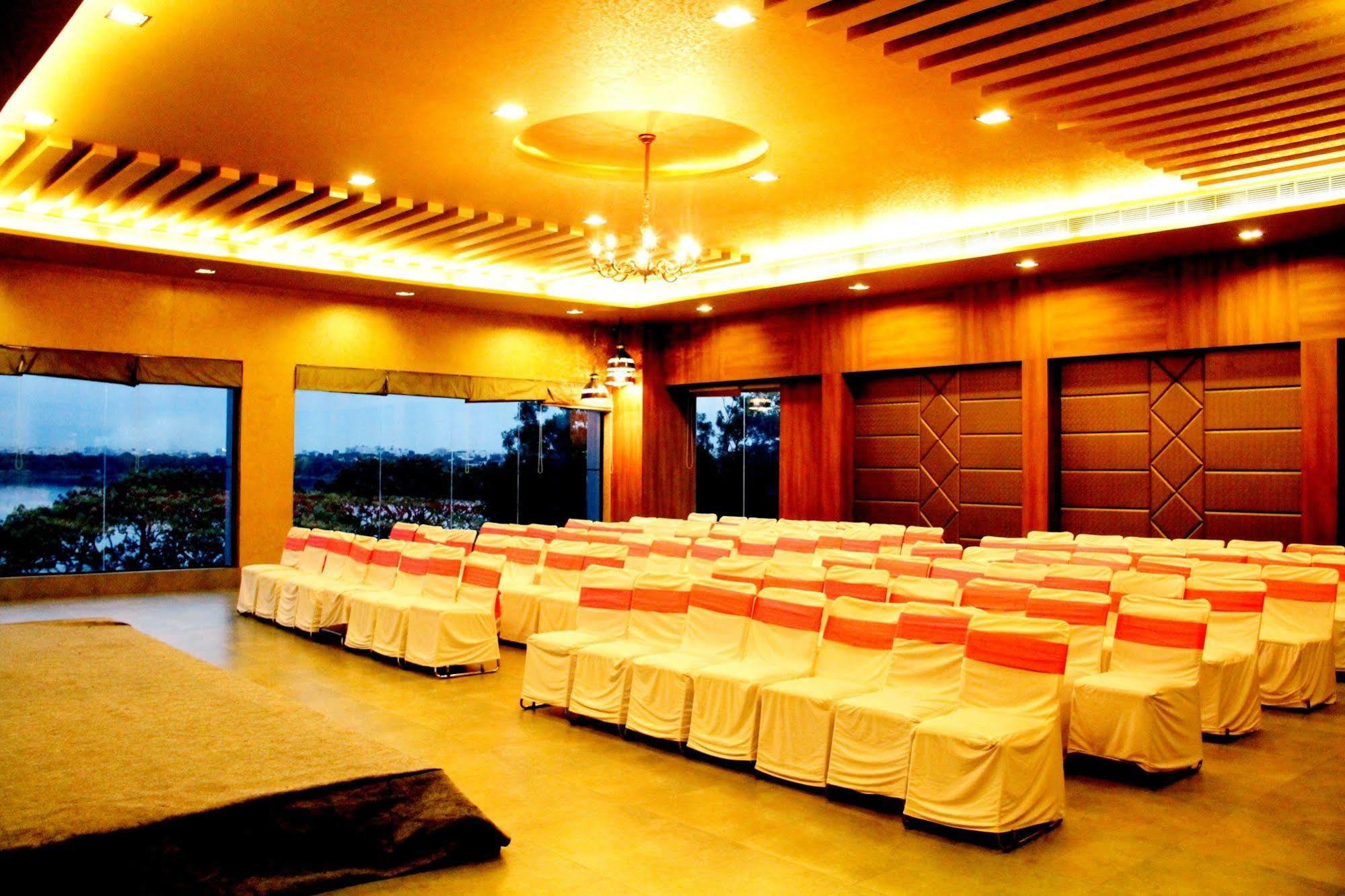 ​justa Hotel Hyderabad