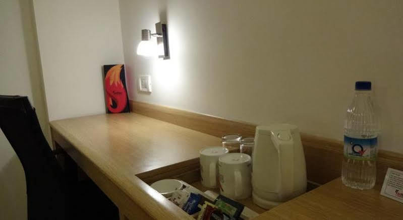 Hotel Red Fox By Lemon Tree Hotels, 3*