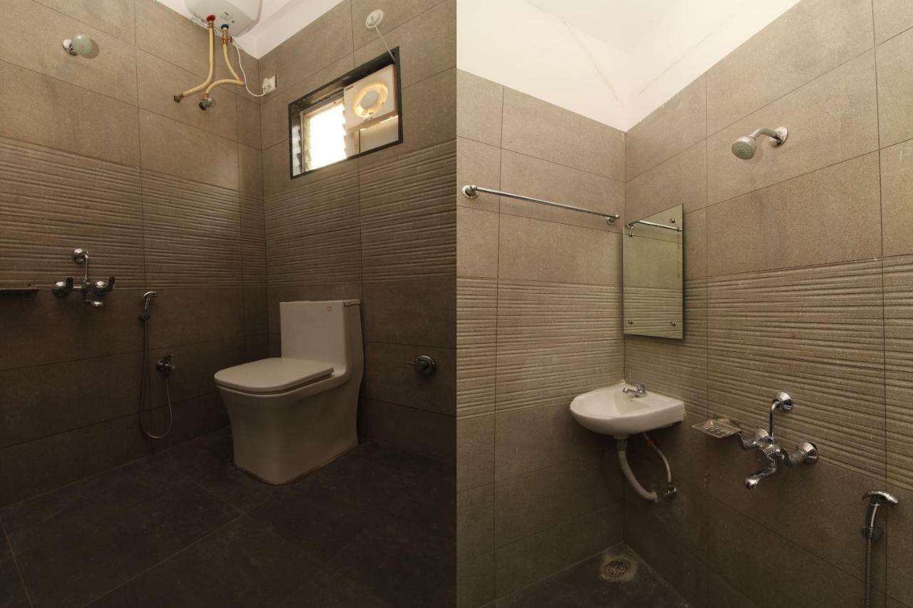 Oyo 35362 My Place S R Nagar 3* Hyderabad