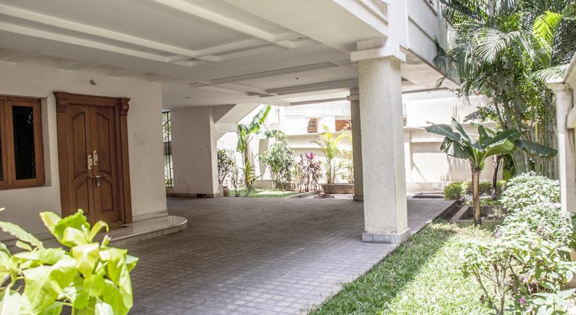 Vcare Service - Road No.12 Villa