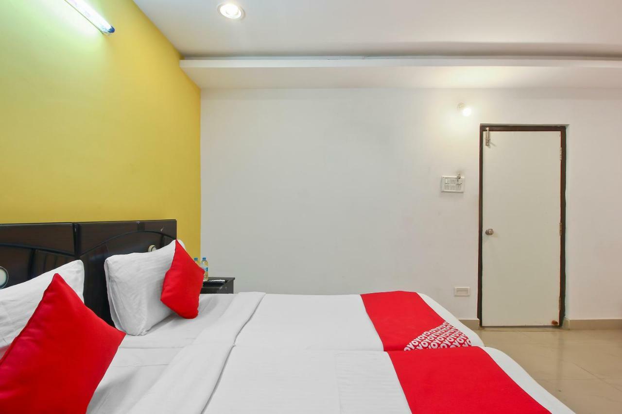 Oyo Flagship 463 Banjara Hills 3*