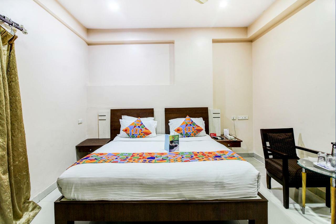 Fabexpress Tourist Plaza 3*
