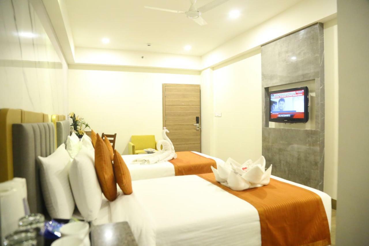 Minerva Grand Himayatnagar 3* Hyderabad